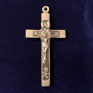 Vintage Skull & Crossbones Crucifix With Ebony Wood Inlay Pendant